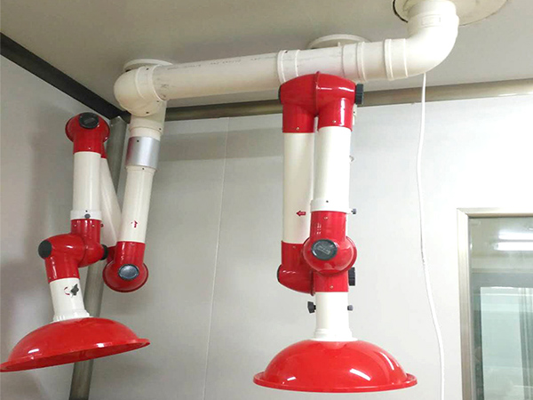 實(shí)驗(yàn)室萬向排氣罩PP三節(jié)可調(diào)化驗(yàn)室 實(shí)驗(yàn)室萬向排氣罩PP三節(jié)可調(diào)化驗(yàn)室