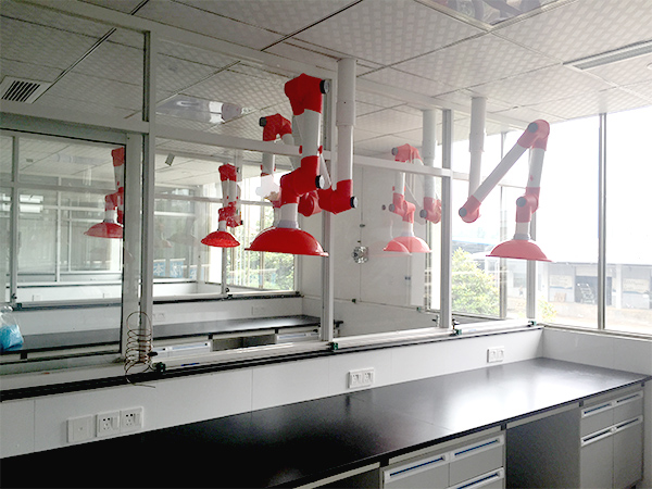 實(shí)驗(yàn)室萬向排氣罩PP三節(jié)可調(diào)化驗(yàn)室 實(shí)驗(yàn)室抽氣罩